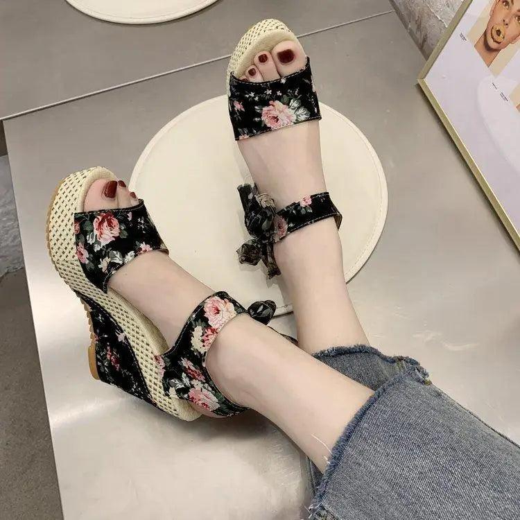 New Modern Women Wood High Heels Sandals Elegant Stylish Design Summer Womens Shoes
